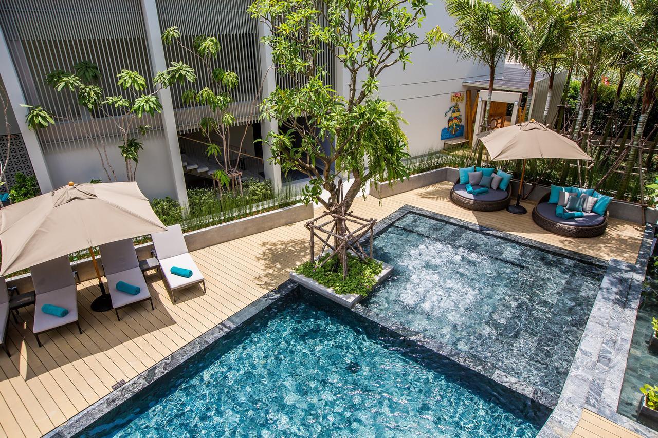 芭东山丘迈家酒店【SHA Extra Plus】 Patong 外观 照片 The swimming pool at the hotel