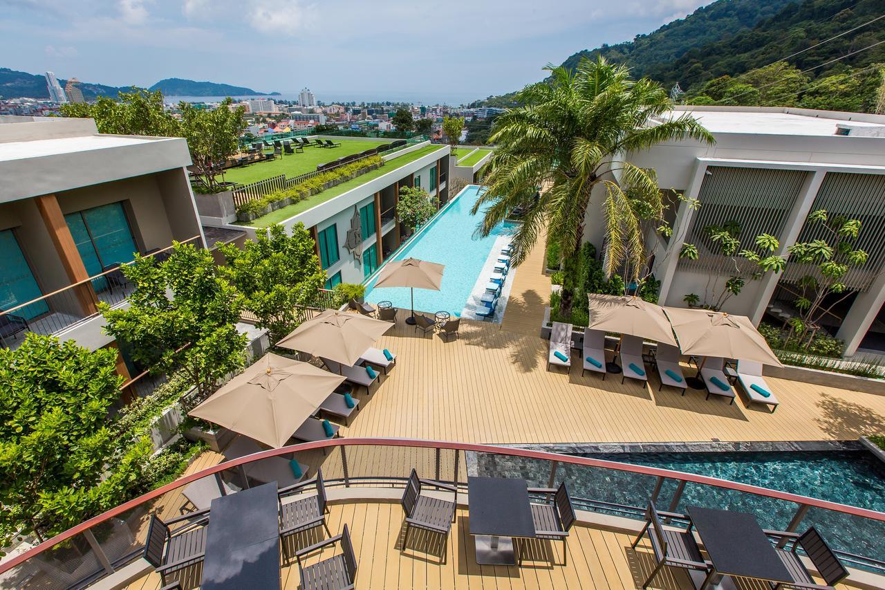 芭东山丘迈家酒店【SHA Extra Plus】 Patong 外观 照片 The swimming pool at the hotel